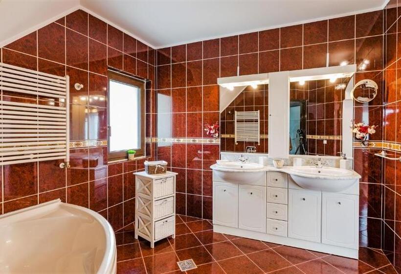 Вилла Deluxe 1 Спальня, Flora Luxury House
