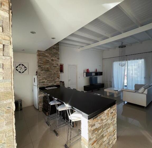 ３ベッドルームアパートメント, Aguas De Oro