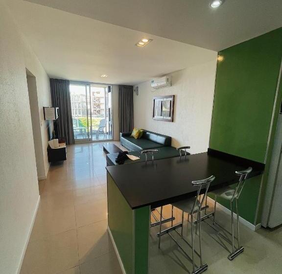 １ベッドルームアパートメント, Aguas De Oro