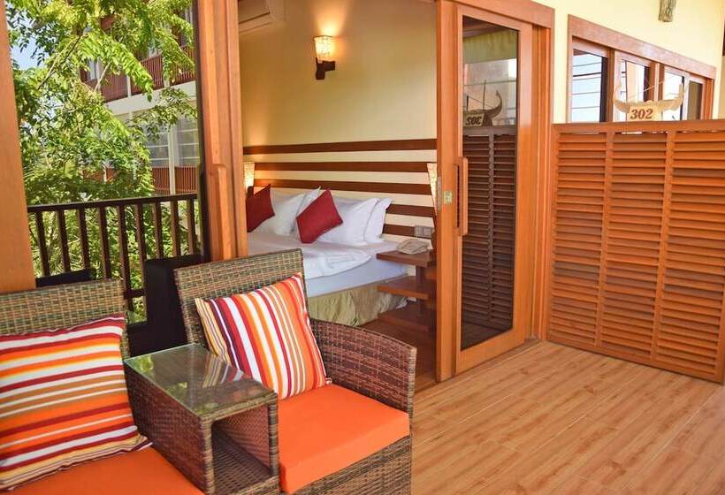 اتاق سوپریور با چشم‌انداز دریا, Araamu Hotels Maldives At Dhiffushi