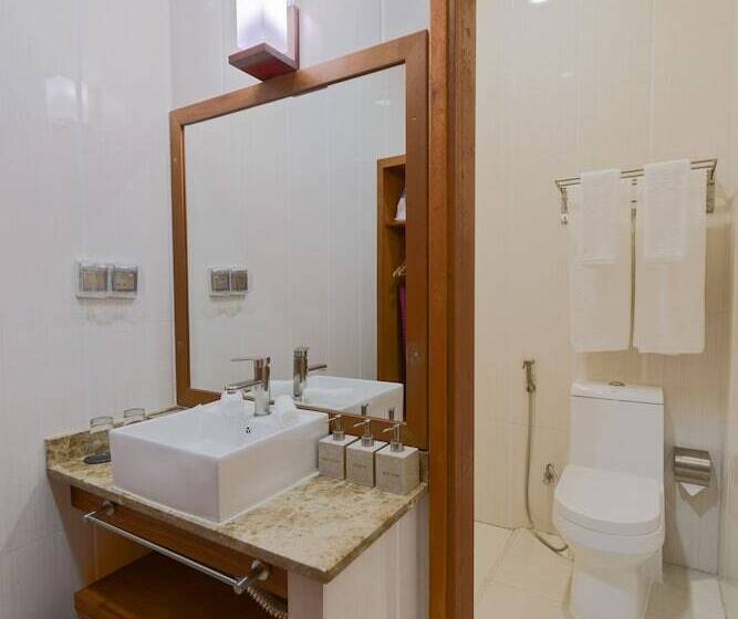 اتاق سوپریور با چشم‌انداز باغ, Araamu Hotels Maldives At Dhiffushi