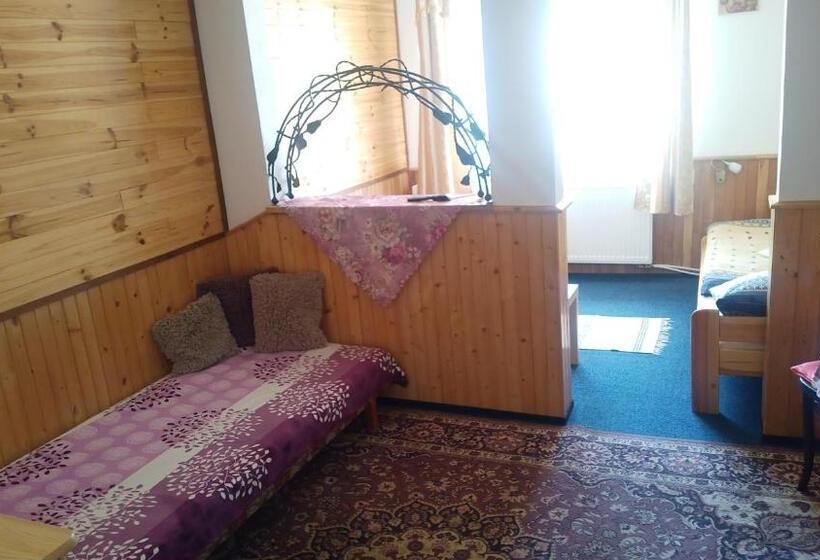 חדר סטנדרט לשלושה, Hostinec Na Návsi