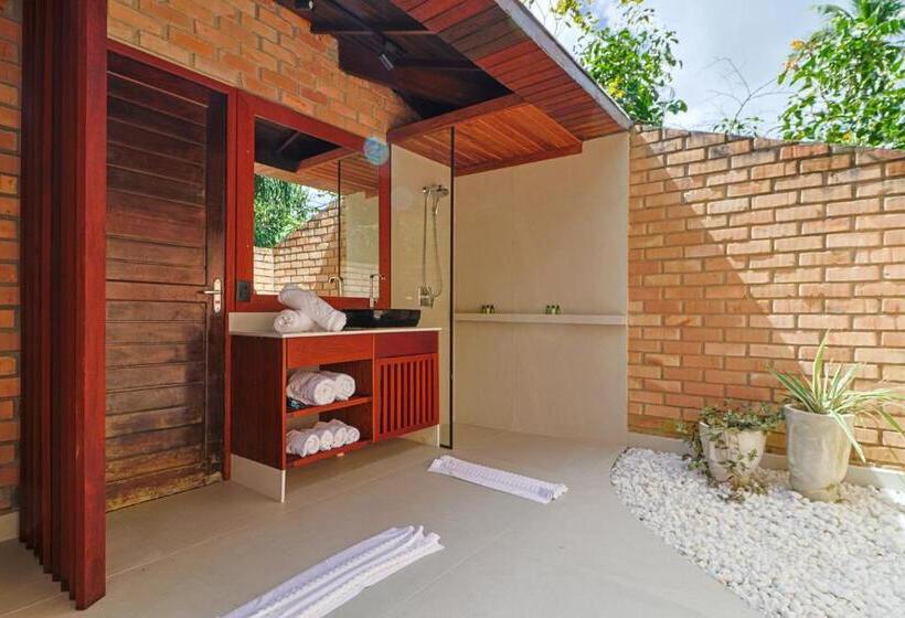 Семейное Бунгало, Eco Luar Boutique