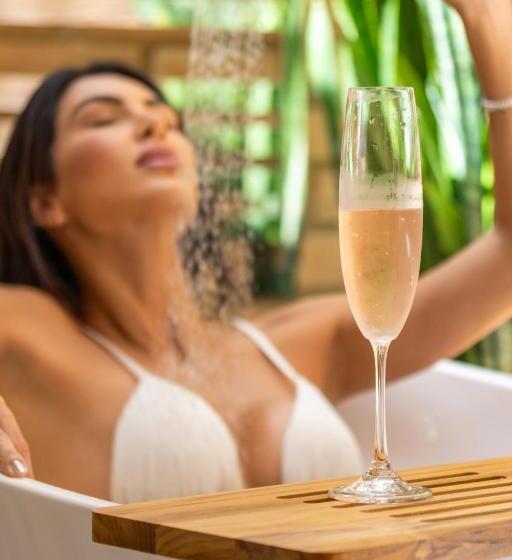 Бунгало Deluxe, Eco Luar Boutique