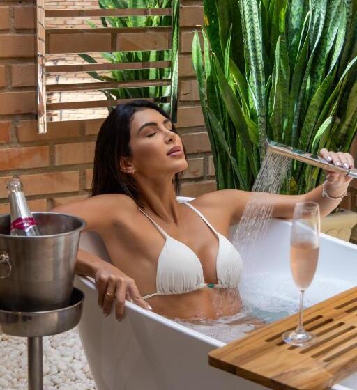 Бунгало Deluxe, Eco Luar Boutique