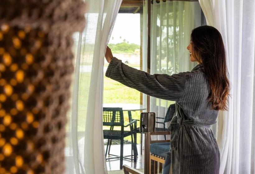 Бунгало Стандарт, Eco Luar Boutique