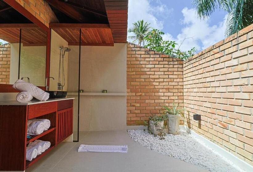 샬레, Eco Luar Boutique