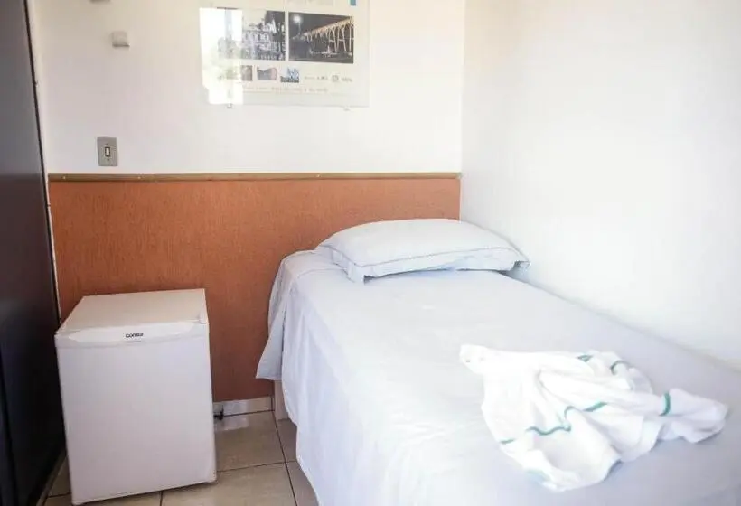 Standard Yhden Hengen Huone, Pousada Rio Branco Nova Lima