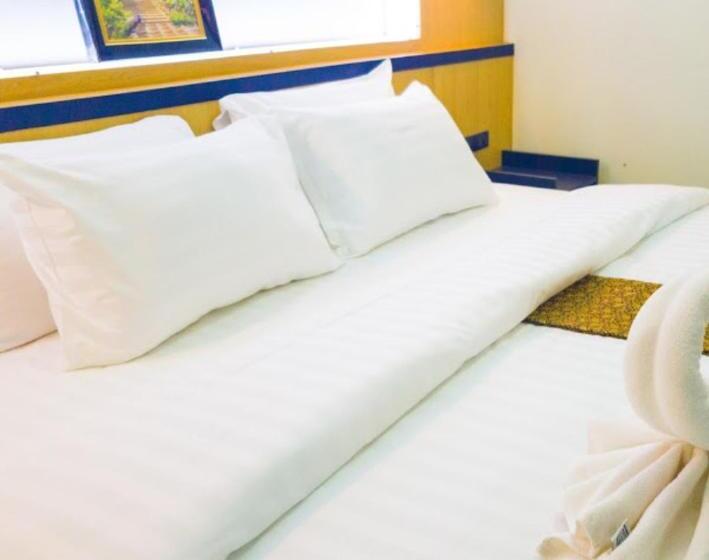 Номер Deluxe Кровать Кинг, The Route Sriracha Hotel And Residence