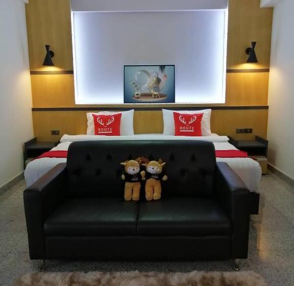 Номер Deluxe Кровать Кинг, The Route Sriracha Hotel And Residence