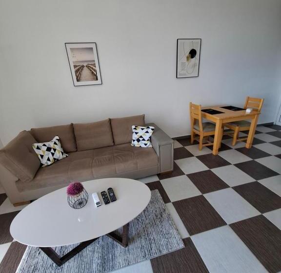 استودیوی استاندارد, Guest House Vila Vedesa