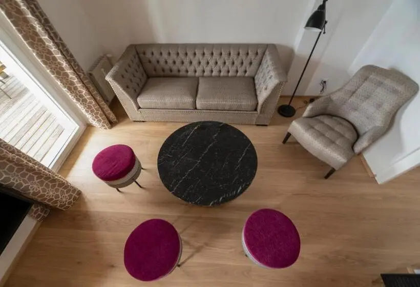1 Bedroom Apartment Lake View, Romantik Residenz Dependance