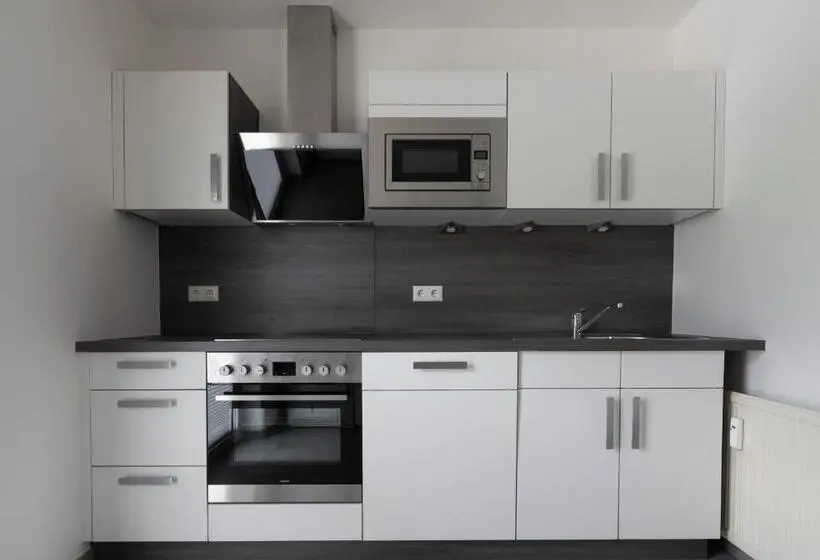 1 Bedroom Apartment Lake View, Romantik Residenz Dependance