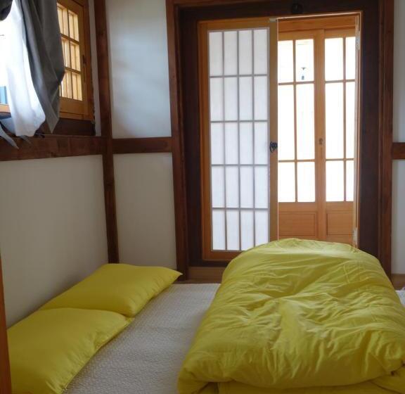 Camera Tripla Standard Vista Giardino, Hundred Years Hanok