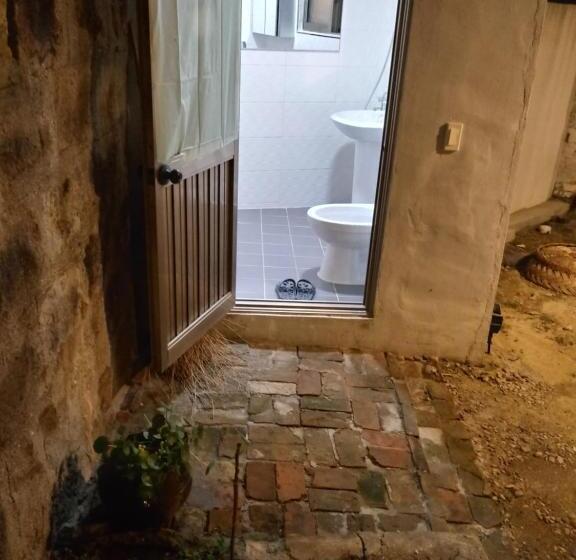 Camera Singola Vista Giardino, Hundred Years Hanok