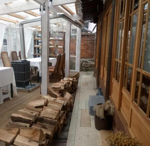 Camera Singola Vista Giardino, Hundred Years Hanok