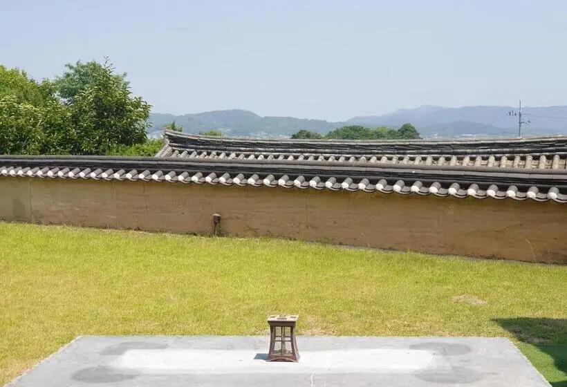庭の見えるジュニアスイート, Ahndong Kimjongtaek Yangsodang
