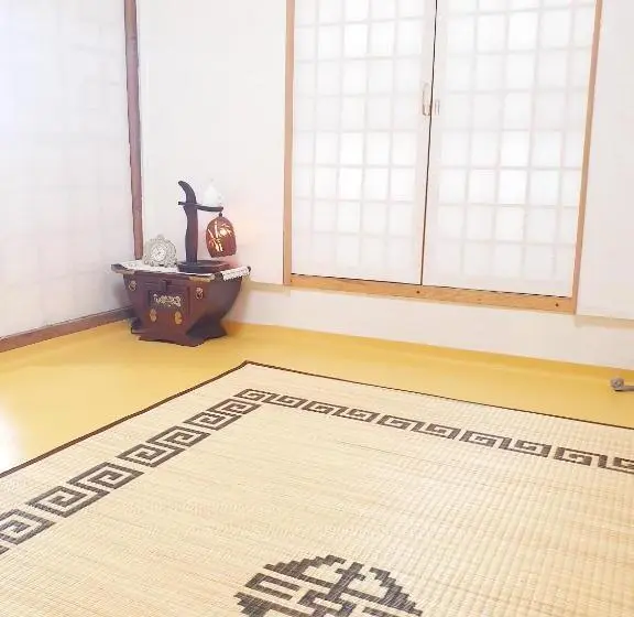ガーデンビュースイート, Ahndong Kimjongtaek Yangsodang