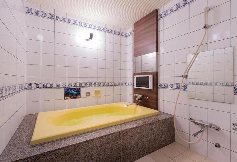 غرفة قياسية, Restay Tina Grace