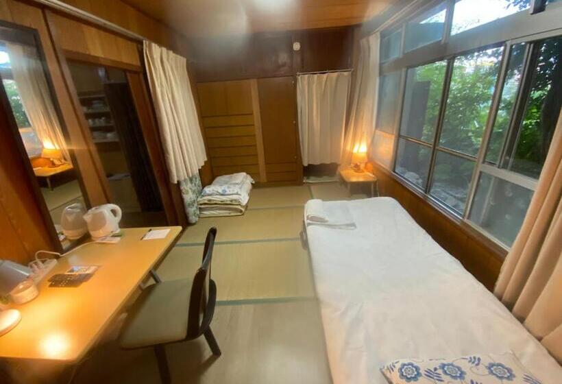 غرفة إقتصادية حمام مشترك, Body Balance House