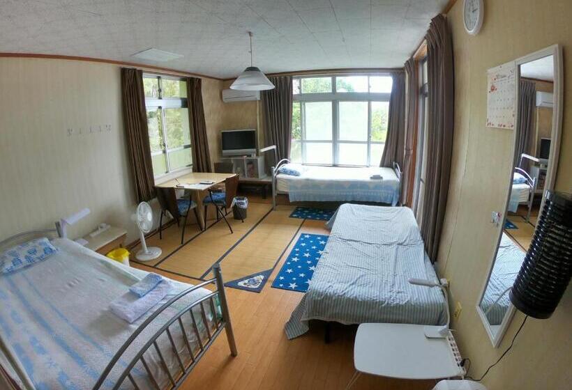 غرفة قياسية ثلاثية حمام مشترك, Body Balance House