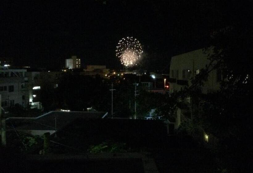 غرفة قياسية ثلاثية حمام مشترك, Body Balance House