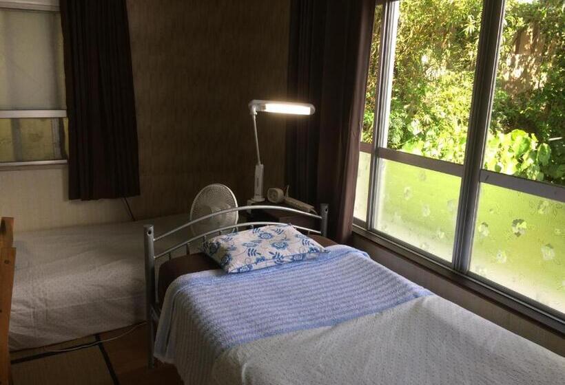 غرفة قياسية ثلاثية حمام مشترك, Body Balance House