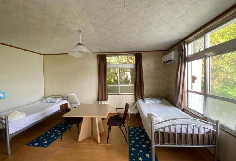 غرفة قياسية ثلاثية حمام مشترك, Body Balance House