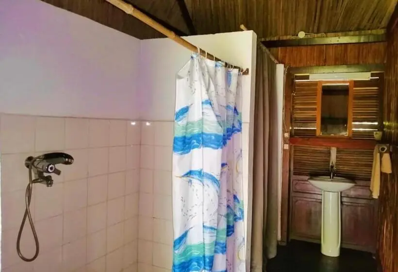 ویلای 1 خوابه با چشمانداز باغ, Chambres D Hôtes Villa Les Orchidées Chez Ago