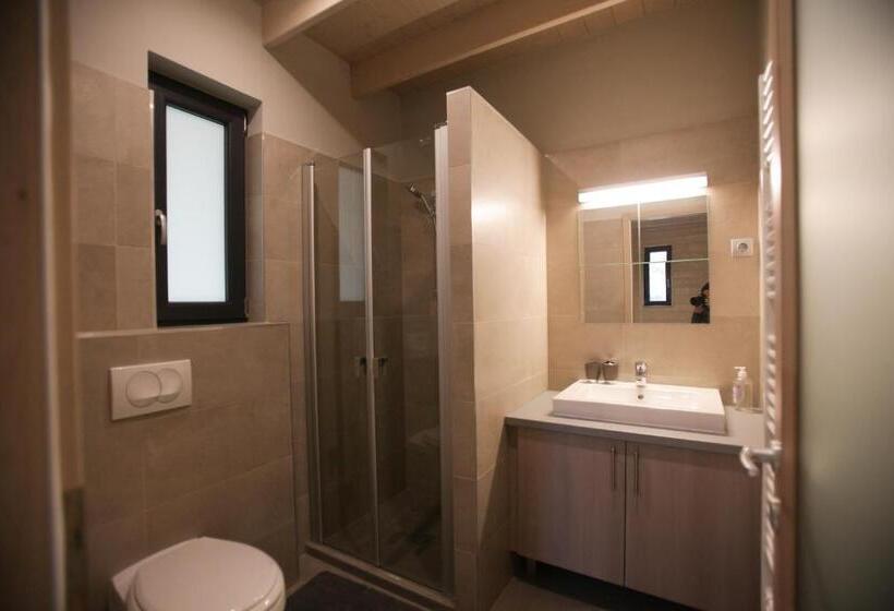 Семейный Номер, Mohácsi Wellness Vendégház és Lovasklub