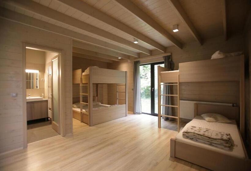 חדר משפחתי, Mohácsi Wellness Vendégház és Lovasklub