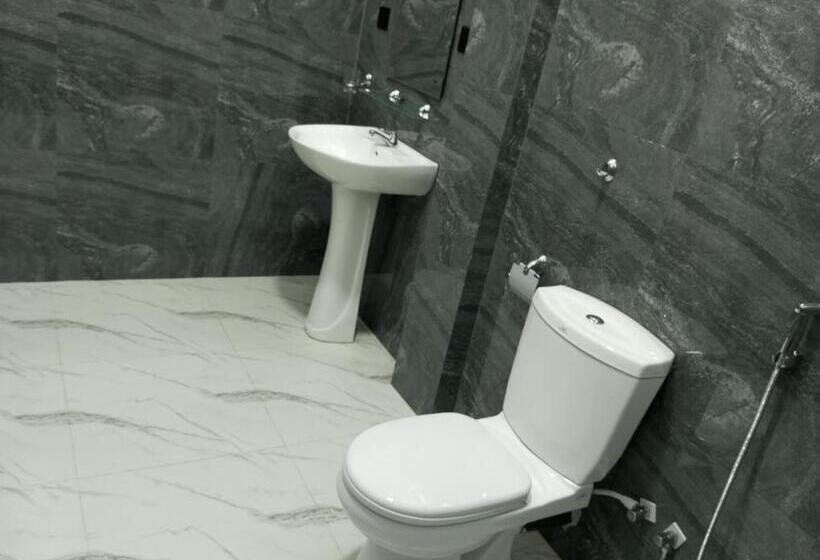 豪华园景房, River Nature Park