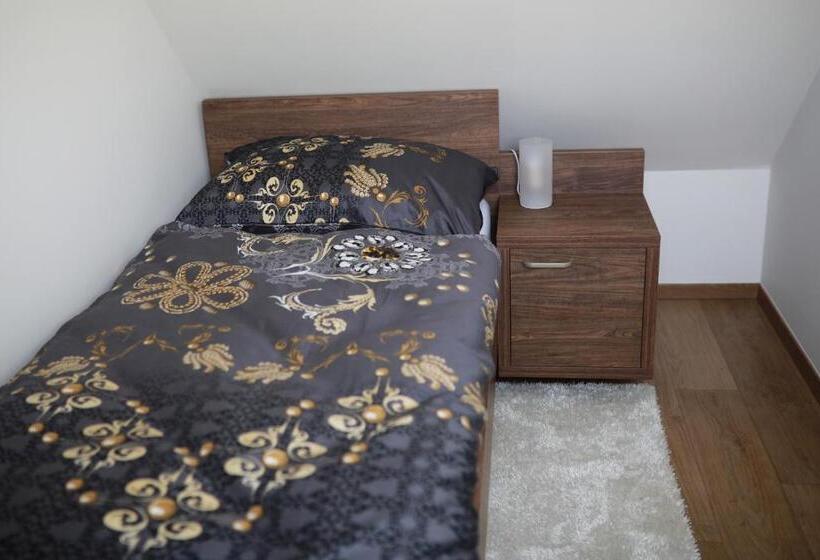 Deluxe Suite King Bed, Penzion Sokolská