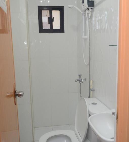 家庭工作室, Alicia Apartment