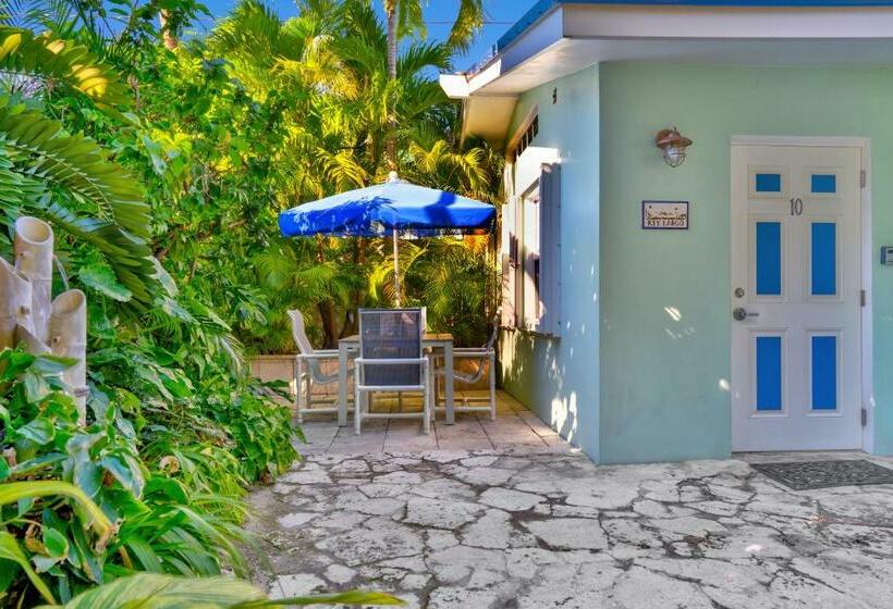 Escritório Estándar, Island Bay Resort