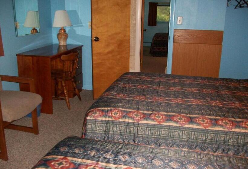 Номер Стандарт Трехместный, Mohican Motel