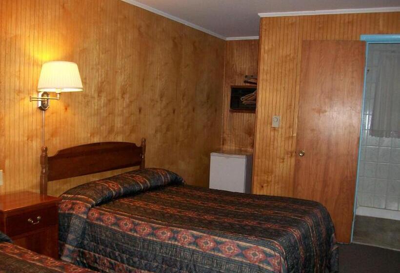 חדר סטנדרט לארבעה, Mohican Motel