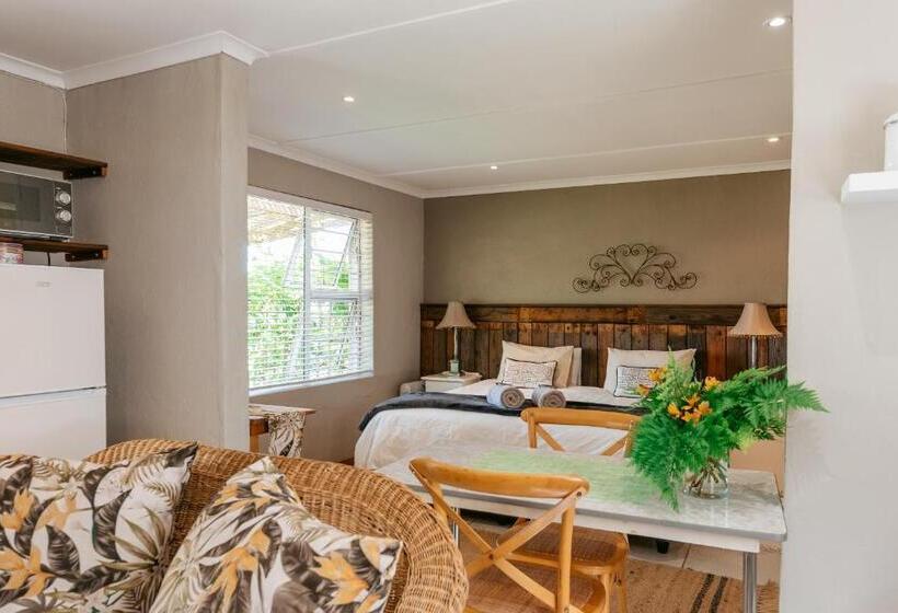 بنجلو قياسى, Dennehof Farm Guesthouse