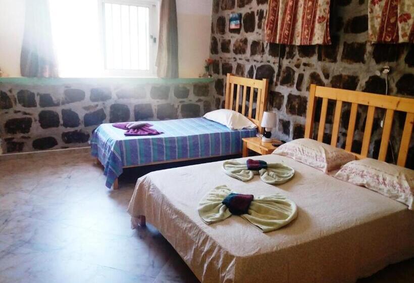 اتاق استاندارد سه نفره, Pousada Villa Concetta