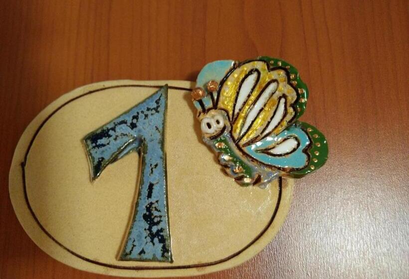 غرفة قياسية ثلاثية, Villa Plischke