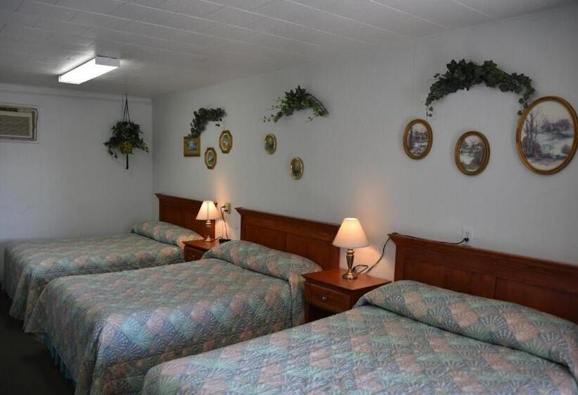 Семейный Номер, Royals Inn Motel