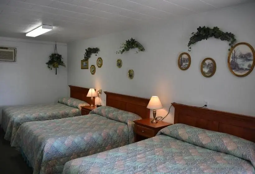 Perhehuone, Royals Inn Motel