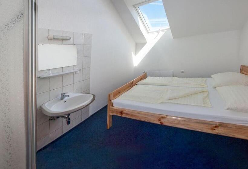 חדר סטנדרט חדר אמבטיה משותף, Gasthaus Pension Goldeck