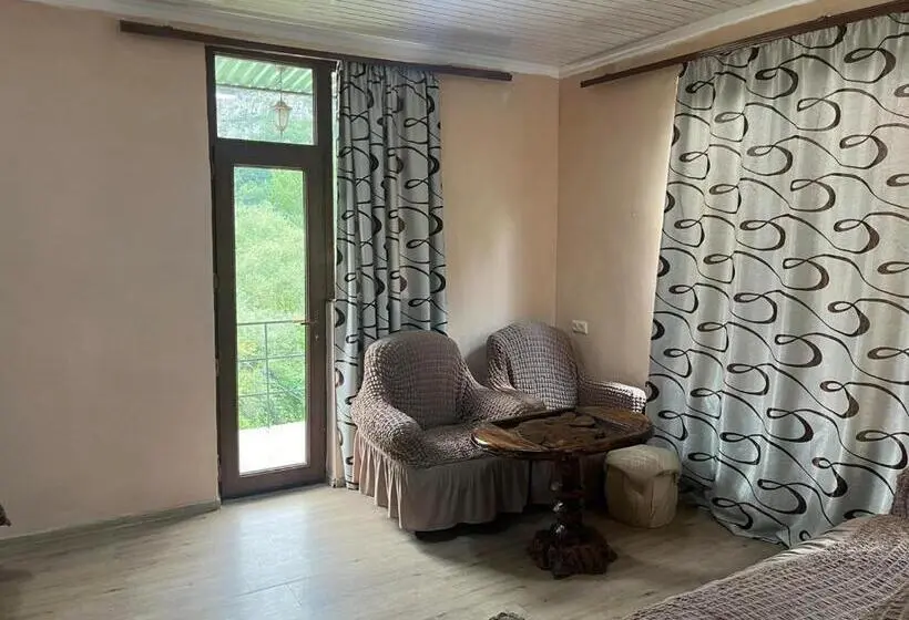 اتاق استاندارد با بالکن, Guest House Eco Oldijevan