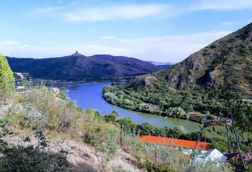 آپارتمان 1 خوابه, Guest House Ucha