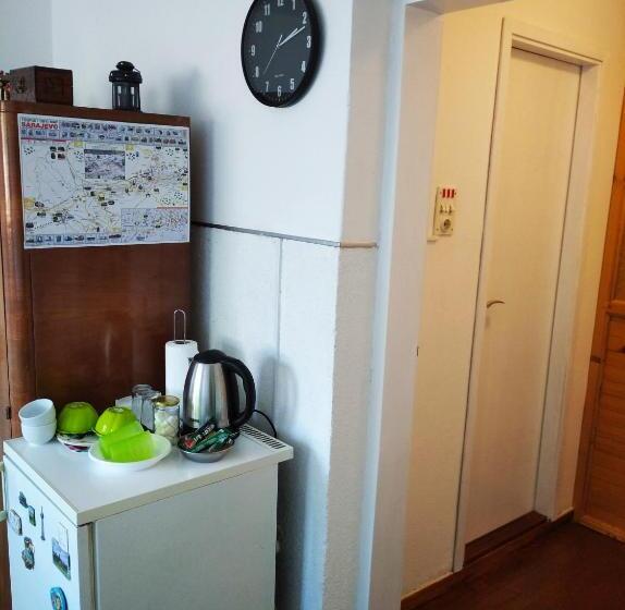 اتاق استاندارد چهارنفره با سرویس بهداشتی مشترک, Guesthouse Mraovac