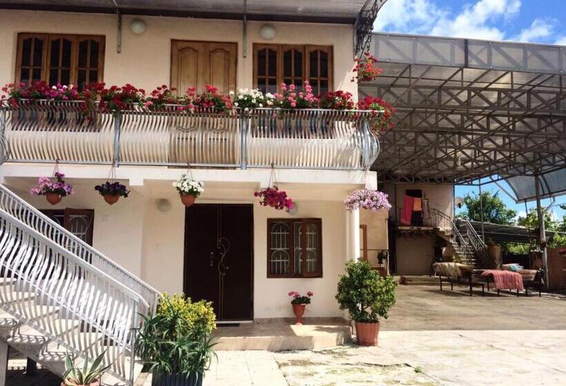 اتاق استاندارد, Guesthouse On Zheleznodorozhnaya