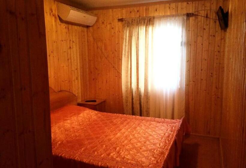 اتاق لوکس, Guesthouse On Zheleznodorozhnaya