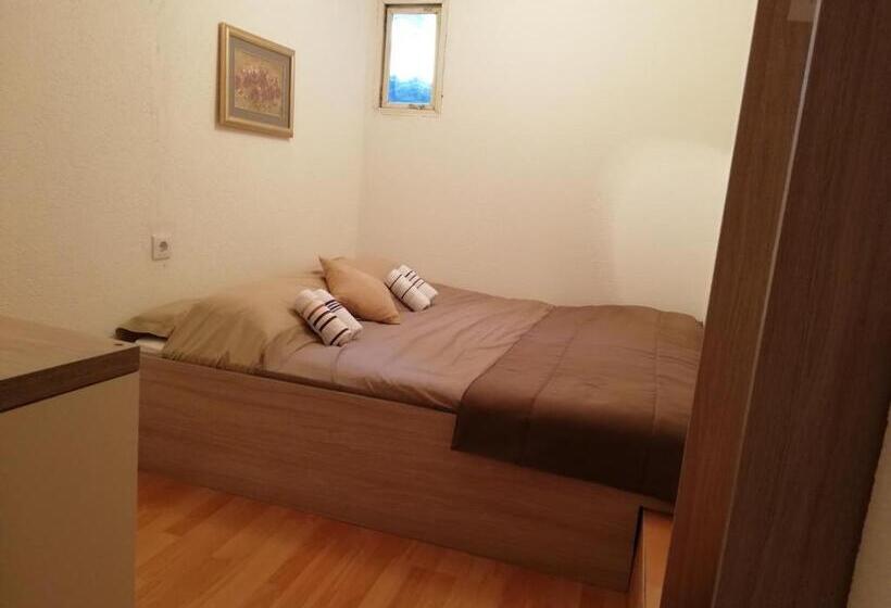 اتاق استاندارد, Guesthouse Unique
