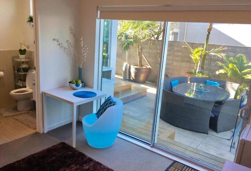 스탠다드 스튜디오 풀장 전망, Sea View Guest House